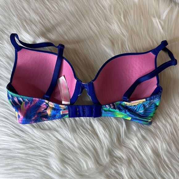 PINK Victoria’s Secret Wear Everywhere T-Shirt Lightly Lined Bra 32C - Picture 2 of 6